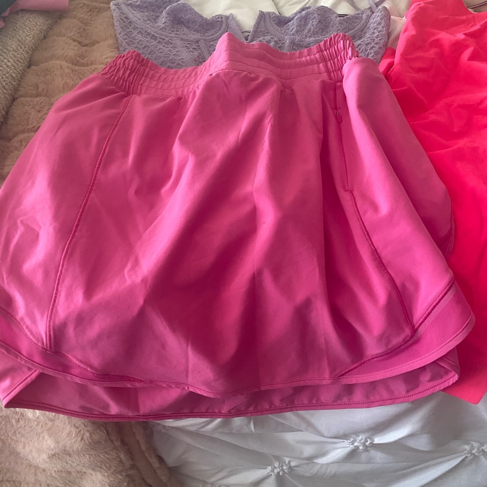 Hotty hot. Pink skort